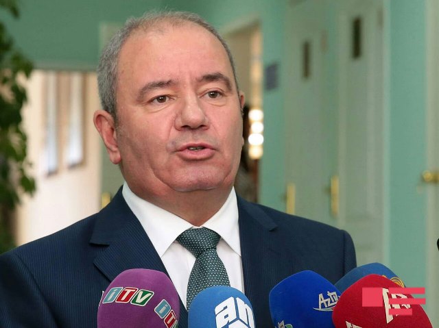 Временно задержаны некоторые сотрудники министерства - Глава Минсвязи